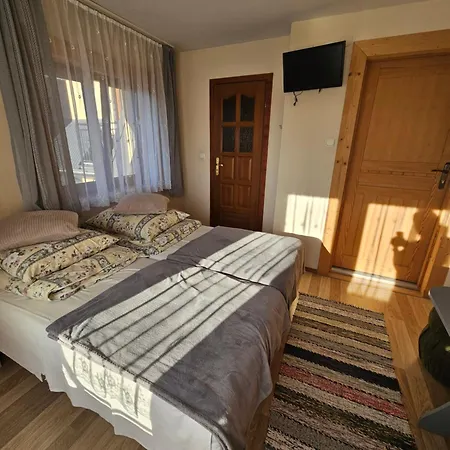 Na Capówce Pensión 3*